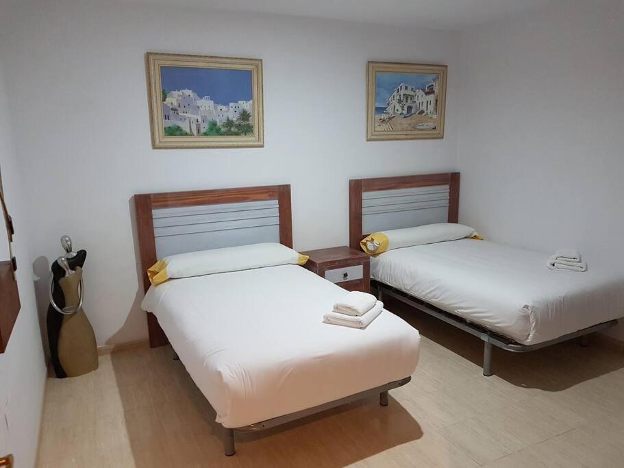 Appartamento Apartamento Grande En El Puerto Marina Del Este La Herradura  Esterno foto